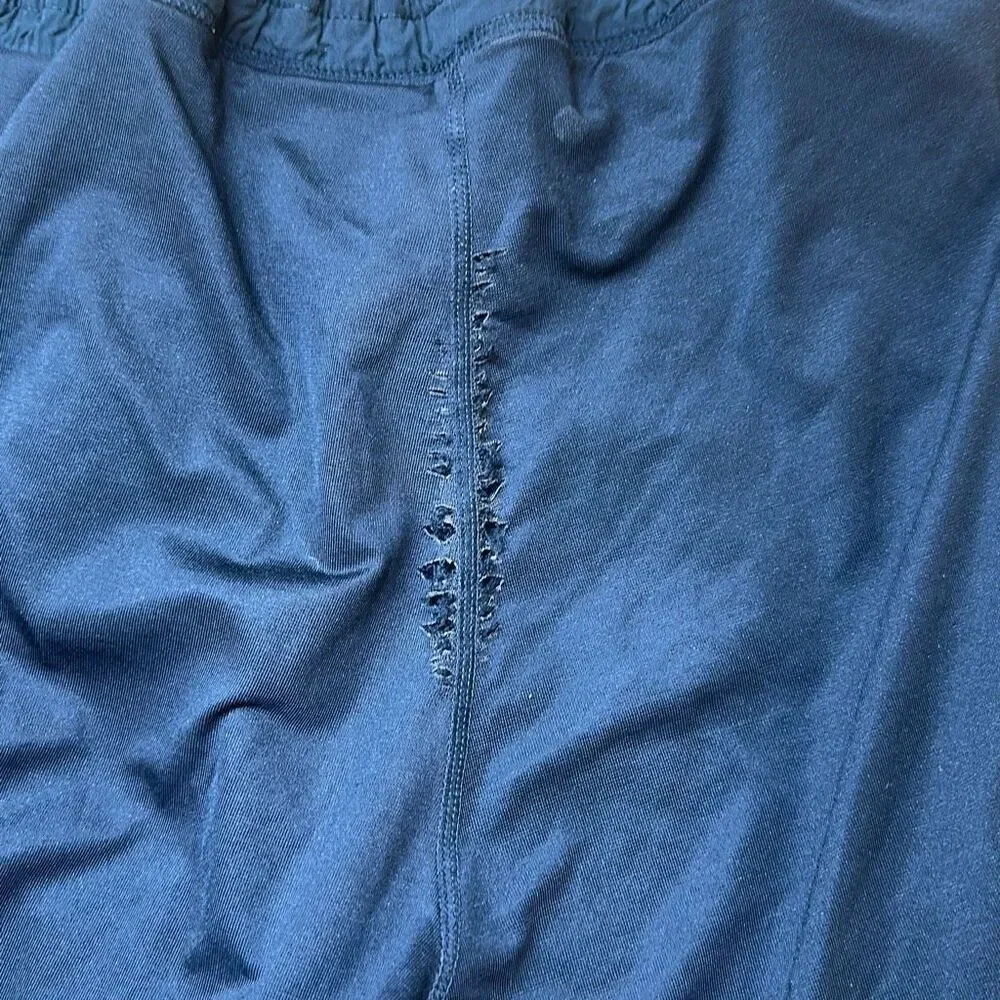 Lululemon Pace Breaker‎ Shorts Lined Gym Shorts Pockets drawstring M FLAWS